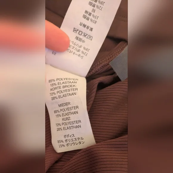 Vuori Fitness Romper - Mauve - XL - Like New - Picture 7 of 12